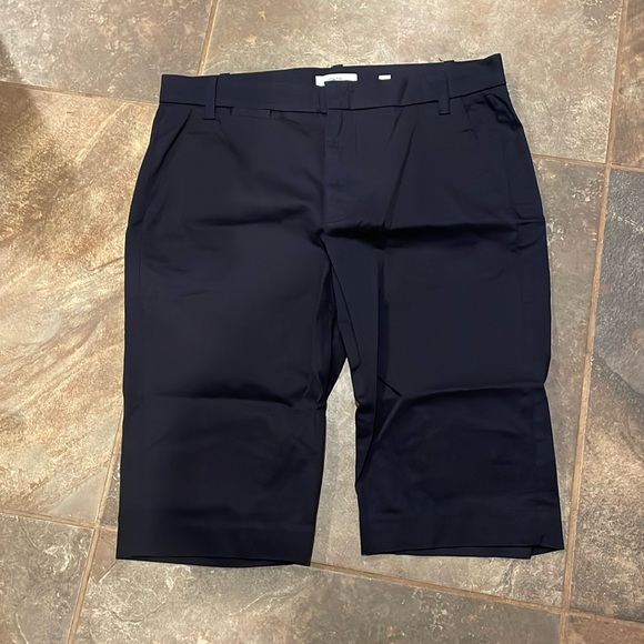 NWT Vince Coin Bermuda Shorts - Picture 4 of 10